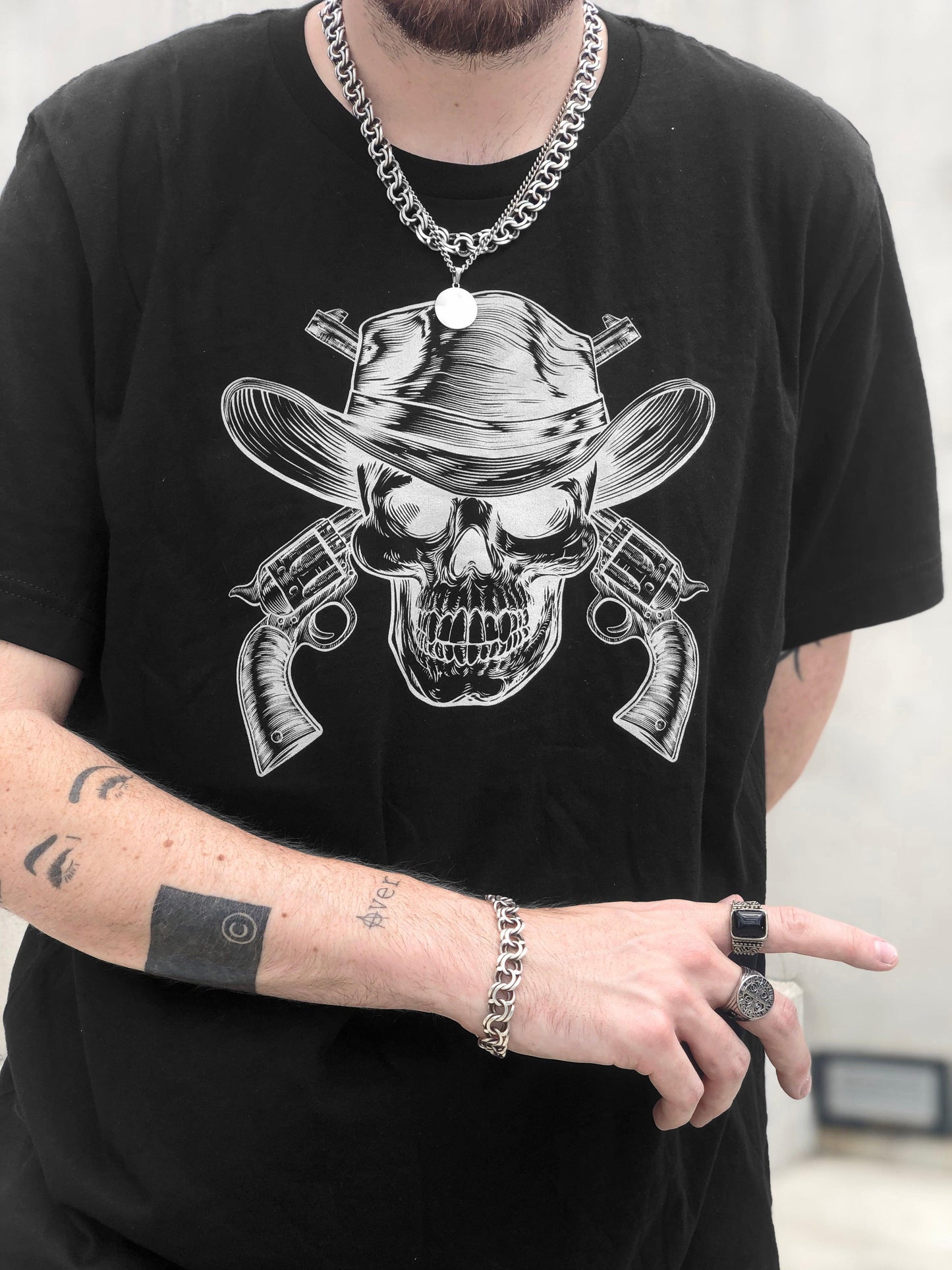 Skull & Guns Unisex Jersey Short Sleeve Tee - Domino Zee